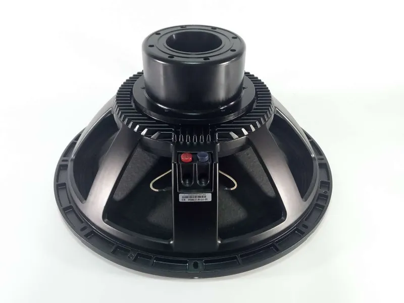 1100와트 RMS 서브우퍼 18인치 PA 네오디뮴 우퍼 스피커